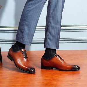 Men's Leather Pointed-Toe Business Oxford <b>Shoes</b> Made of Top-grain Cowhide From the <b>UK</b>, Carved by Hand - Product Image 2