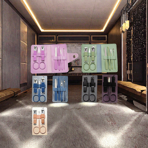 Set de Manicura y Pedicura de Lujo 7 en 1, Cortaúñas de Acero al Carbono, Lima, Tijeras, con Estuche de PU - Product Image 3