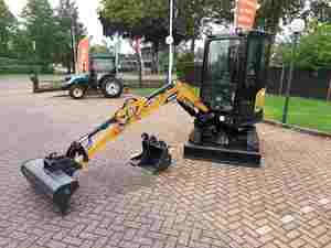 Good Condition 2025 New Sany SY18C Mini Crawler Excavator 1.8 Ton <b>Cheap</b> Price in Stock - Product Image 2