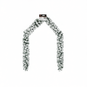 Guirnalda Navideña de PVC Verde Nieve de 16 Pies con Decoración de Corona para Colgar en la Pared, Decoración Navideña Tradicional - Product Image 1