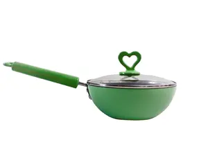 Yeni ürün seramik kaplama çin wok tava sevimli kalp şeklinde set çok fonksiyonlu wok