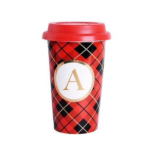 Venta al por mayor de gres para llevar rojo escocés a cuadros taza de café Espresso té de viaje Taza de cerámica con tapa de silicona - Product Image 5
