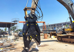 Potentes alicates hidráulicos de doble cilindro para excavadoras, cizallas para eliminación de chatarra, esenciales para la construcción de motores y núcleos de motor. - Product Image 6