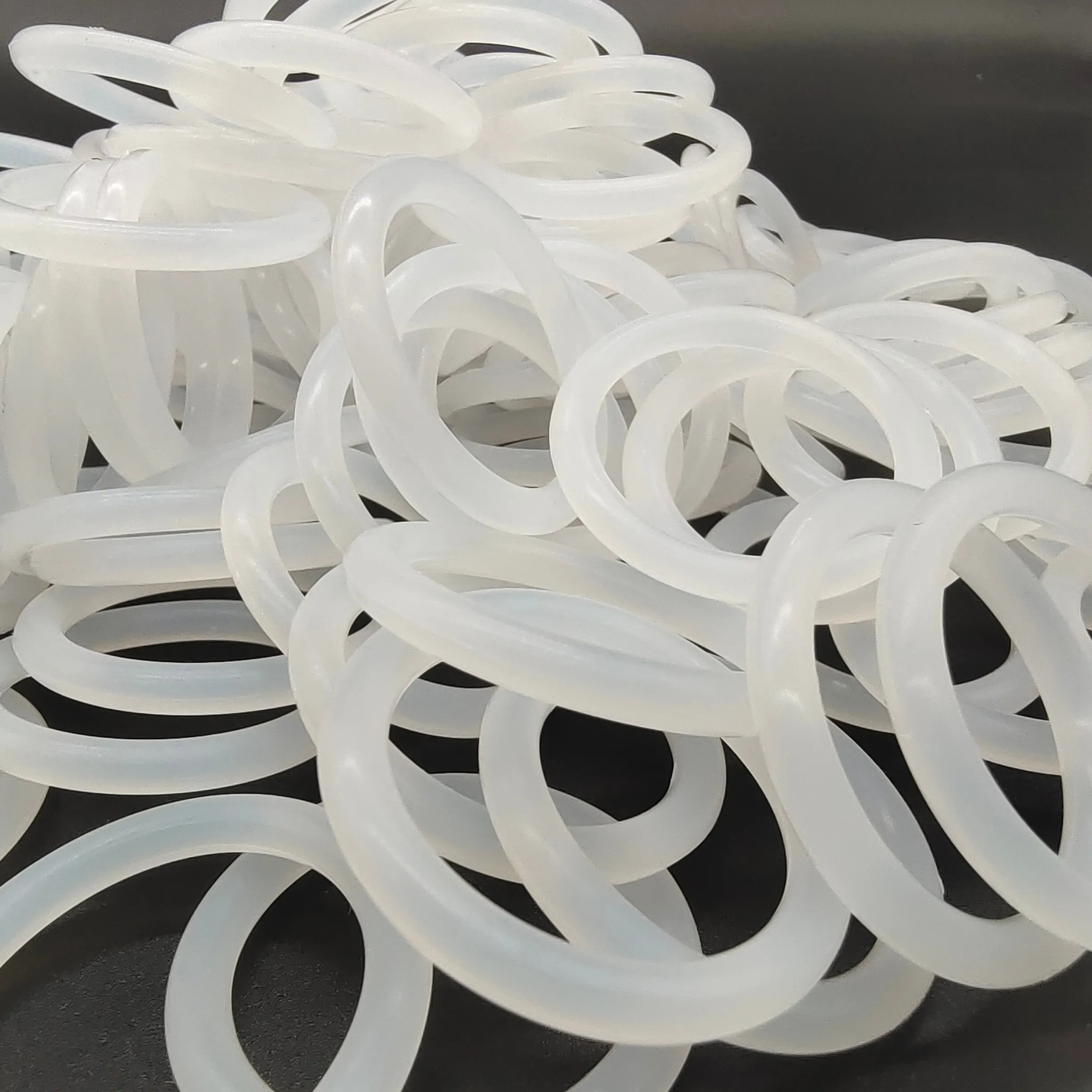 White translucent silicone O-ring high temperature waterproof sealing ring