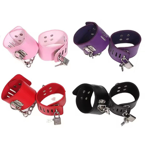 Esposas Sexuales para Adultos, Juego de Bondage Erótico SM con Esposas para Manos, Tobilleras y Cinturón, Juguetes Sexuales con Candado para la Cama - Product Image 1