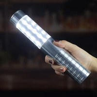 Bâton lumineux LED rechargeable 7 couleurs, bâton de flash électronique, étincelles pour service de bouteilles de champagne, décorations pour bars, clubs et fêtes