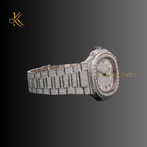 Reloj atemporal de diamantes Moissanite para hombre con materiales de primera calidad Estilo audaz y lujo duradero Diseñado para un aspecto moderno - Product Image 4