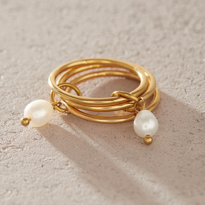 Anel Empilhável de Aço Inoxidável Manqiu com Camadas Múltiplas, Banhado a Ouro <span class=keywords><strong>18K</strong></span>, Joia de Mão Feminina Minimalista de Nicho com Toque Sofisticado e Não Desbotável - Product Image 2