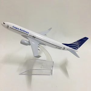 Modèle d'avion en alliage Boeing 737-800 de 16 cm de Copa Airlines avec support, cadeau d'aviation, objet de collection, fourni par l'usine - Product Image 4