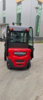 Chariot élévateur télescopique électrique miniature de 0,5 tonne et 1 tonne pour travaux de construction en extérieur, avec batterie au plomb-acide et pneus pleins pour les espaces restreints