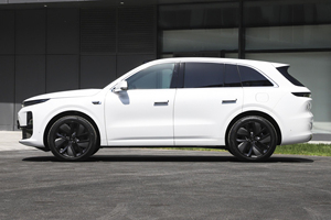 Lixiang L6 2025: SUV Ibrido di Lusso a 5 Posti, Nuova <span class=keywords><strong>Auto</strong></span> Elettrica a Trazione Integrale, Importata dalla Cina - Product Image 5