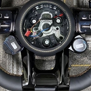 Volant de course de <span class=keywords><strong>sport</strong></span> en fibre de carbone de haute qualité pour mercedes-benz CLA GLA GLC GLE GLS W205 W213 W222 W177 AMG W205 W213 - Product Image 6