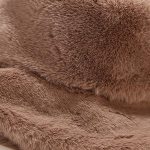 Vente en gros Hiver Femmes Personnalisé Fourrure Fluffy Unisexe Luxe Vintage Fausse Fourrure Chapeaux seau pour Femmes - Product Image 6
