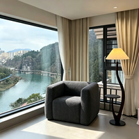 Auffälliger Öko-PVC Aufblasbarer Weicher Würfel-Sessel mit Holzrahmen Gemütliches Indoor-Luftsofa für Boutique-Apartments