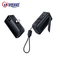 Chargeur portable LED à affichage numérique OEM ODM, mini capsule, porte-clés, batterie externe 5000 mAh, support métallique, charge rapide 22,5 W