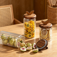 Pot de conservation en verre OEM ODM avec couvercle en bois d'acacia, boîte hermétique en verre côtelé pour le thé, le café, les grains, le sucre et les aliments