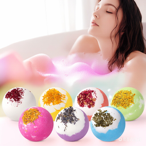 KORMESIC Vente en gros de bombes de bain moussantes multi-foaming hydratantes de luxe parfumées aux fleurs séchées et aux huiles essentielles 80g - Product Image 5