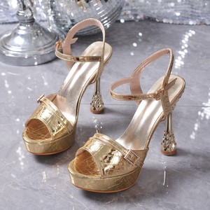 Sandalias de Tacón Alto con Punta Abierta en Charol Dorado, Plataforma con Hebilla, Tacón de Aguja de 11 cm, Zapatos de Mujer de Moda para Verano - Product Image 1