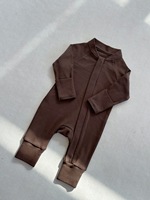Combinaison pour bébé en coton biologique, pyjama pour bébé, vêtements de nuit durables pour bébé, combinaison pour nouveau-né personnalisée, combinaison pour bébé en tissu uni