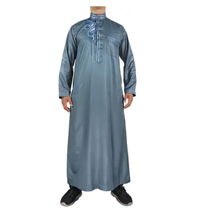 무슬림을위한 멋진 디자인과 매력적인 색상의 카타르 스타일