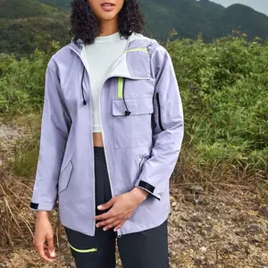 Yüksek kaliteli kadın % 100 polyester kapşonlu su geçirmez rüzgarlık iş elbisesi kazak ve ceket logolu