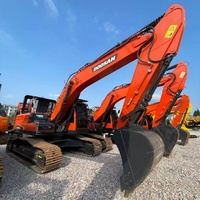 Excavatrice sur chenilles d'occasion DOOSAN 225LCA la plus vendue, faible nombre d'heures de travail, pour la construction routière et l'excavation de chantier