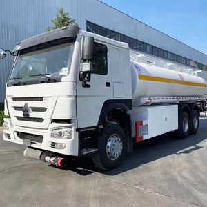 Camion-citerne à huile fabriqué en Chine, 6x4, conception anti-explosion renforcée pour un transport sûr et fiable de marchandises dangereuses - Product Image 5