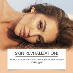 Capsules Perfect Tan avec ginseng, acide hyaluronique et peptides pour un éclat naturel, nourrissent la peau, unifient le teint et donnent un aspect radieux. - Product Image 3