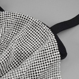 Nouvelle Robe de Soirée Noire Sans Manches à Col Halter, Jupe à Bretelles avec Paillettes et Effet Hanches Sculptées - Product Image 5