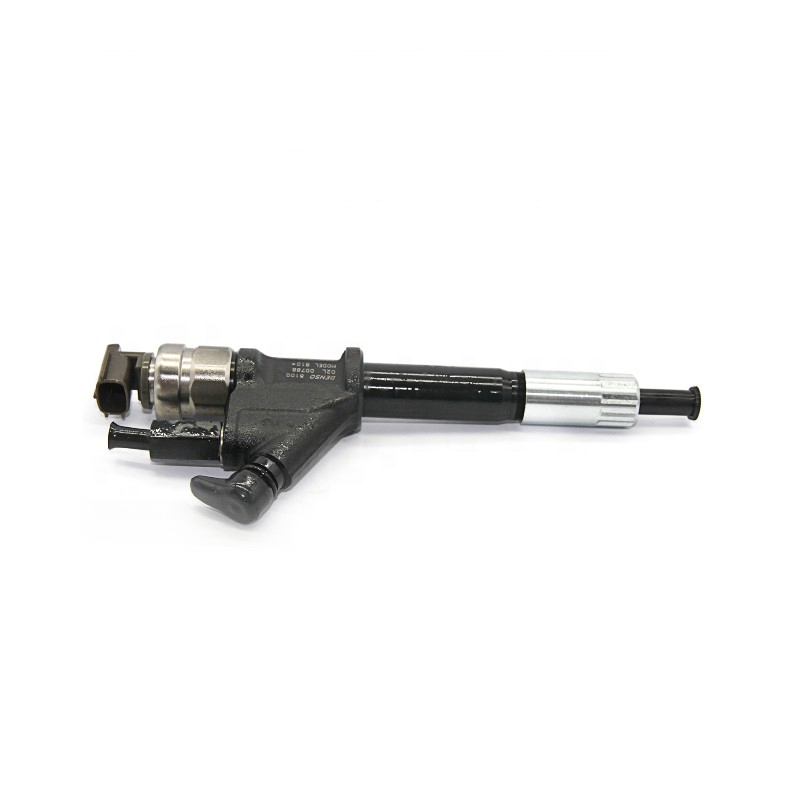 Common Rail Injector 095000-8100 Diesel Fuel Injection Nozzle  VG1096080010 For SINOTRUK HOWO A7 Truck