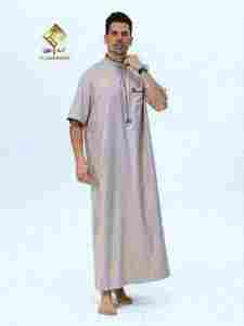 HARAMAIN MEN THOUB Vêtement de prière à fermeture à quatre boutons pression, style moyen - Product Image 1