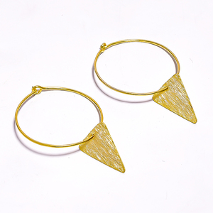 Bijoux de boucle d'oreille en laiton plaqué or de haute qualité, bijoux plaqués or vermeil 18 carats, fournisseur de bijoux en laiton antique - Product Image 6