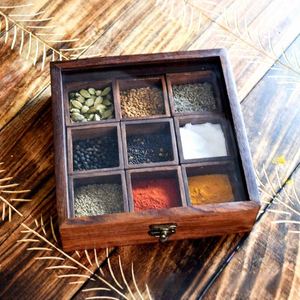 Caja de Especias de Madera de Alta Calidad con 9 Compartimentos, Cuchara y Tapa de Vidrio, Organizador Hecho a Mano, Contenedor de Almacenamiento - Product Image 1