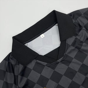 Maillot de football personnalisé à motif de diamant Chemise de football rétro de rue avec impression par sublimation - Product Image 4