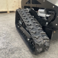 Tondeuse à gazon industrielle télécommandée, tracteur forestier tout-terrain pour la coupe de l'herbe sur les pentes