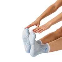 Chaussettes de yoga antidérapantes pour femmes, livraison directe d'usine BiLu, logo personnalisé, design gratuit, antidérapantes, vente en gros de chaussettes de yoga personnalisées