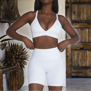 เสื้อชั้นในกีฬาแบบครอป คอวี ไร้สาย สำหรับโยคะและออกกำลังกาย น้ำหนักเบา ระบายอากาศดี เป็นมิตรต่อสิ่งแวดล้อม ซักทำความสะอาดได้  แบบสองด้านใส่ได้  รองรับน้ำหนักเบา - Product Image 2