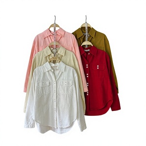 Chemise décontractée mi-longue en coton kaki pour femme L817, deux poches, boutons blancs, col rabattu, respirante, printemps-été - Product Image 1
