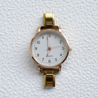 Produsen Grosir Jam Tangan Quartz DIY Model Gelang Bunga Bulat Gaya Italia untuk Pria dan Wanita