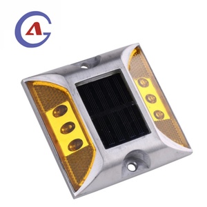 Marcador de Pavimento Reflectante Tipo Ojo de Gato, Tachuela Solar LED Intermitente para Carreteras en Diferentes Colores - Product Image 1