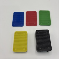 Entretoises de nivellement en nylon coloré pour l'installation de cadres de fenêtres et de portes - Matériel de construction