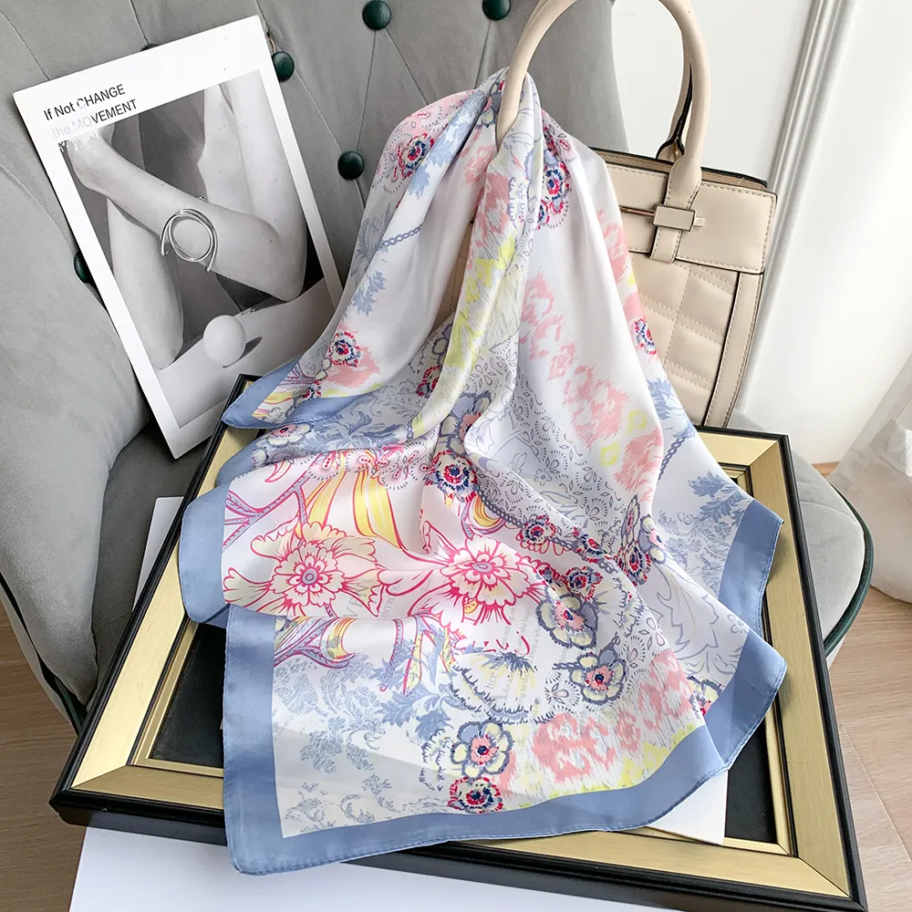 Wholesale 2024 Custom Silk Scarves Designer Floral Printed 70*70cm Letter Polyester Satin Scarf for Women Stylish