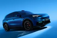 AITO M6 2026, SUV intelligent de taille moyenne |   Autonomie EV de 760 km / Autonomie EREV de 1605 km |   LiDAR 896 lignes |   ADS Pro Amélioré