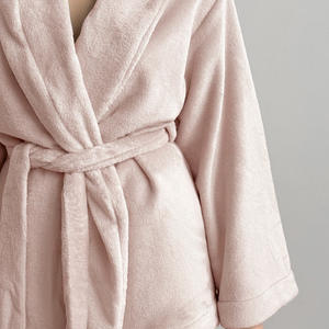 Robe de luxe en coton tricoté personnalisé pour femme Vêtements de nuit en gaze avec ceinture de <span class=keywords><strong>spa</strong></span> Vêtements de détente élégants 2 pièces pour femmes Respirant pour l'été - Product Image 2