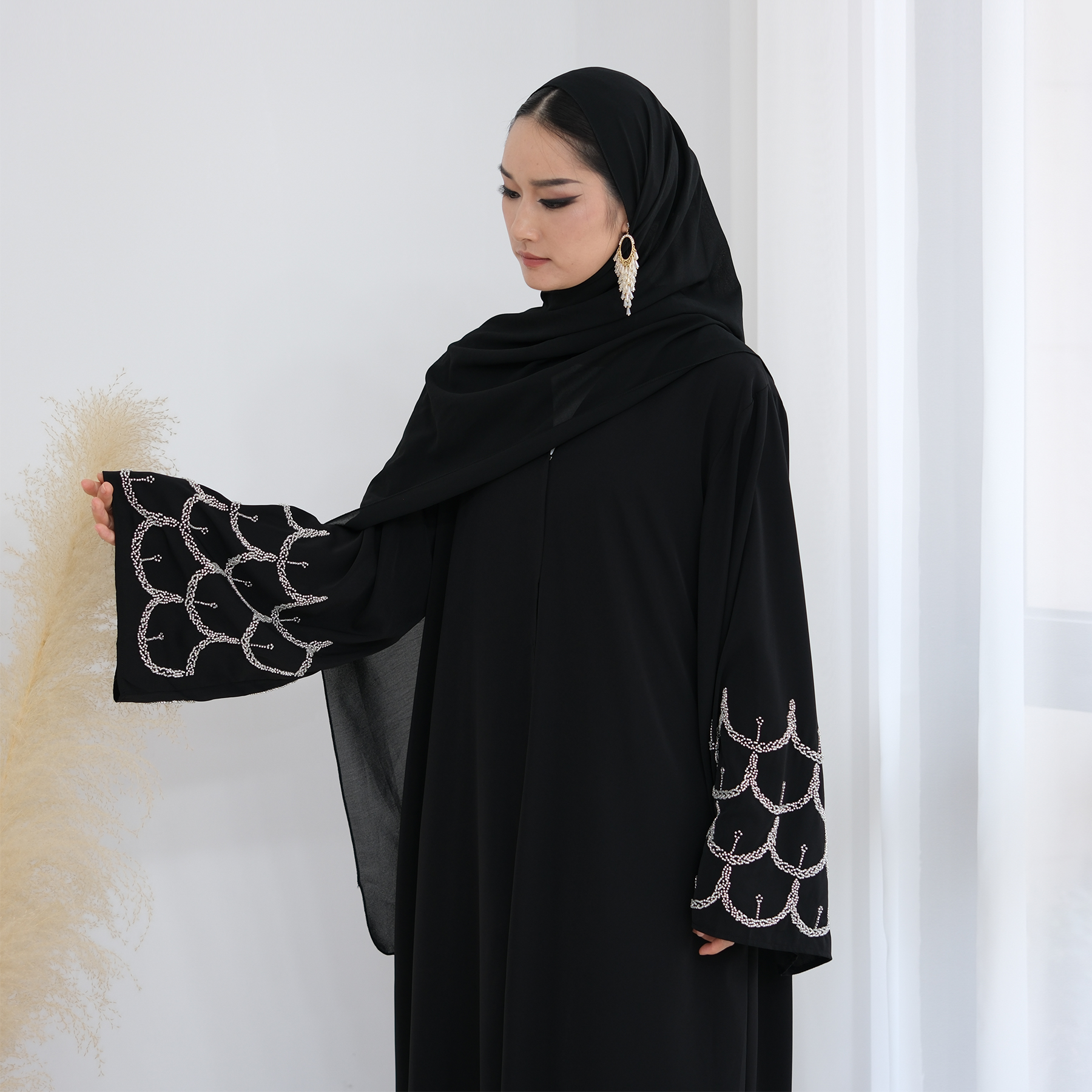 New Collection of Abaya Elegant Muslim Clothing for Women