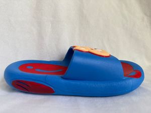 รองเท้าแตะลายการ์ตูนสีฟ้าสำหรับผู้หญิง พื้นรองเท้า EVA กันลื่น แบบเปิดนิ้วเท้า ใส่ในบ้าน ไซส์ 24-35 - Product Image 4