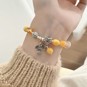 Bracelet en argent S925 avec ambre, motif floral, bijoux fins perlés pour femme, à porter au quotidien - Product Image 1