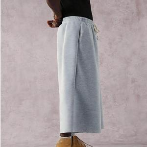 <span class=keywords><strong>Pantaloni</strong></span> <span class=keywords><strong>Capri</strong></span> da Uomo di Alta Qualità con Grafiche, 100% Cotone French Terry, Gamba Larga Oversize, Stile Streetwear - Product Image 2