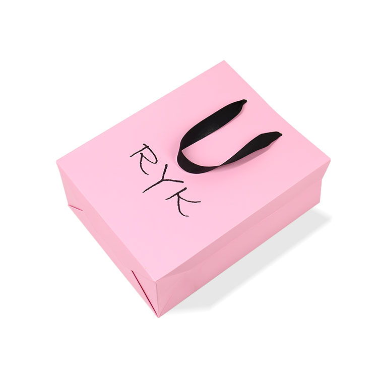Custom Size Wholesale Price Gift Shopping Matt Pink Paper Bag With Custom Print Logo