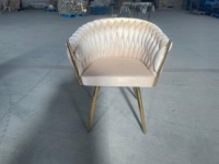 Chaise de salle à manger moderne empilable en tissu bouclé PU imperméable avec pieds en métal pour la maison et les salles à manger d'hôtel